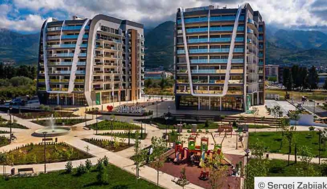 Suncoast Suites Бар Экстерьер фото